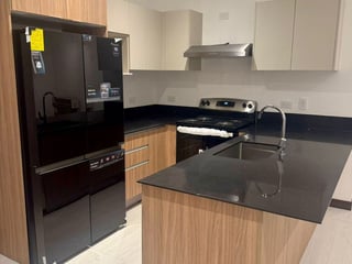 APARTAMENTO EN ALQUILER  Edificio Spazio, zona 15 - Image 3