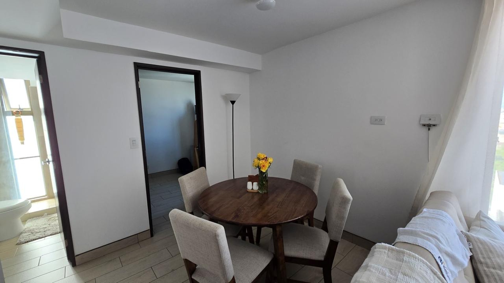 APARTAMENTO EN EDIFICIO VIDALI ZONA 5 - Miniatura 2