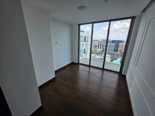 Renta de apartamento con balcón - 1 habitacion en zona 10 Ref-5922 - 2