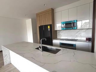 📍 APARTAMENTO EN ALQUILER – 3 HAB | FERRÉ DIEZ | ZONA 10 - 3