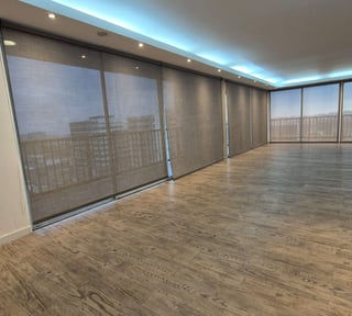 EN VENTA/RENTA AMPLIO APARTAMENTO REMODELADO ZONA 10