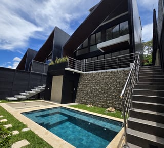 Casa en Venta en Laguna El Pino Guatemala