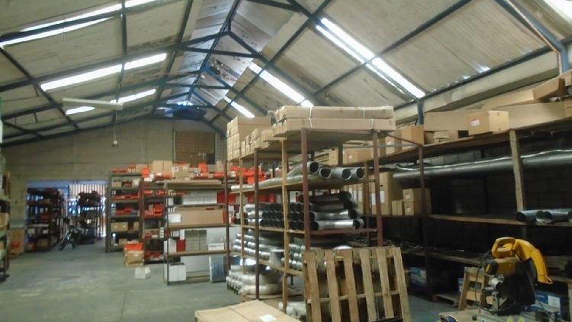 Rento Bodega en Carretera al Atlántico