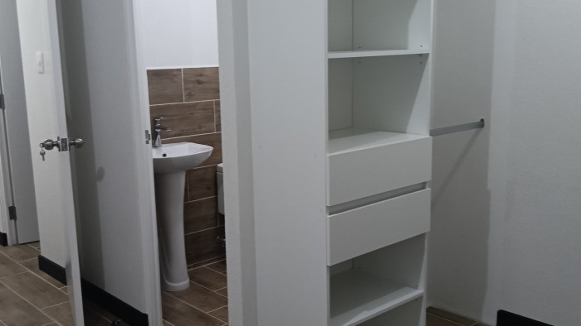 Rento Apartamento en Alaia El frutal, zona 5 - Miniatura 4