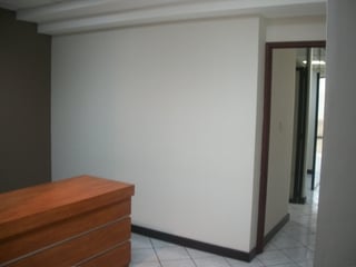 Oficina en Renta o Venta en Europlaza Zona 14 - 2