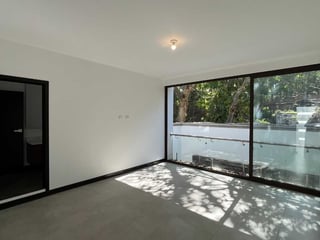 CASA EN VENTA EN LAS FUENTES ZONA 16 - Image 10
