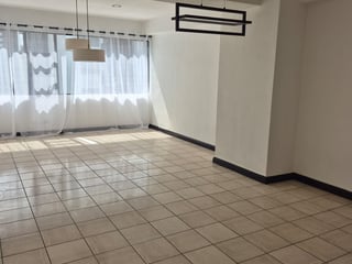RENTA APARTAMENTO PACÍFICA PLAZA ZONA 14 - 3