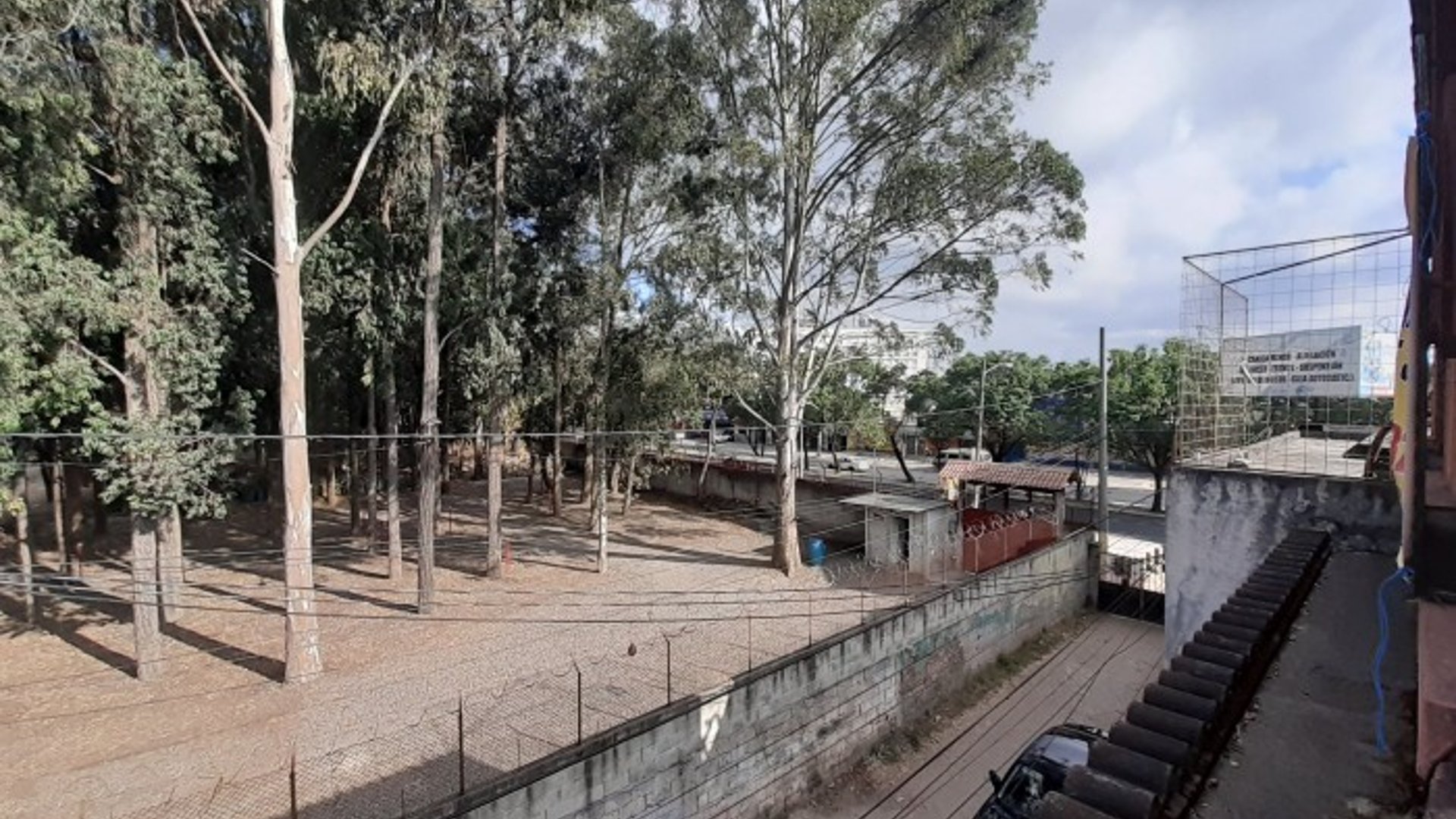 Propiedad en Venta con Apartamentos en Calzada San Juan - Miniatura 12