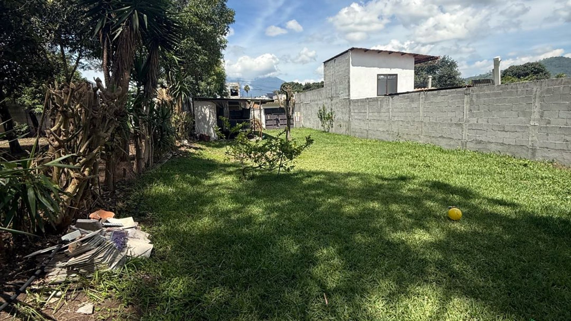TERRENO EN RENTA EN SAN PEDRO LAS HUERTAS  - Miniatura 4