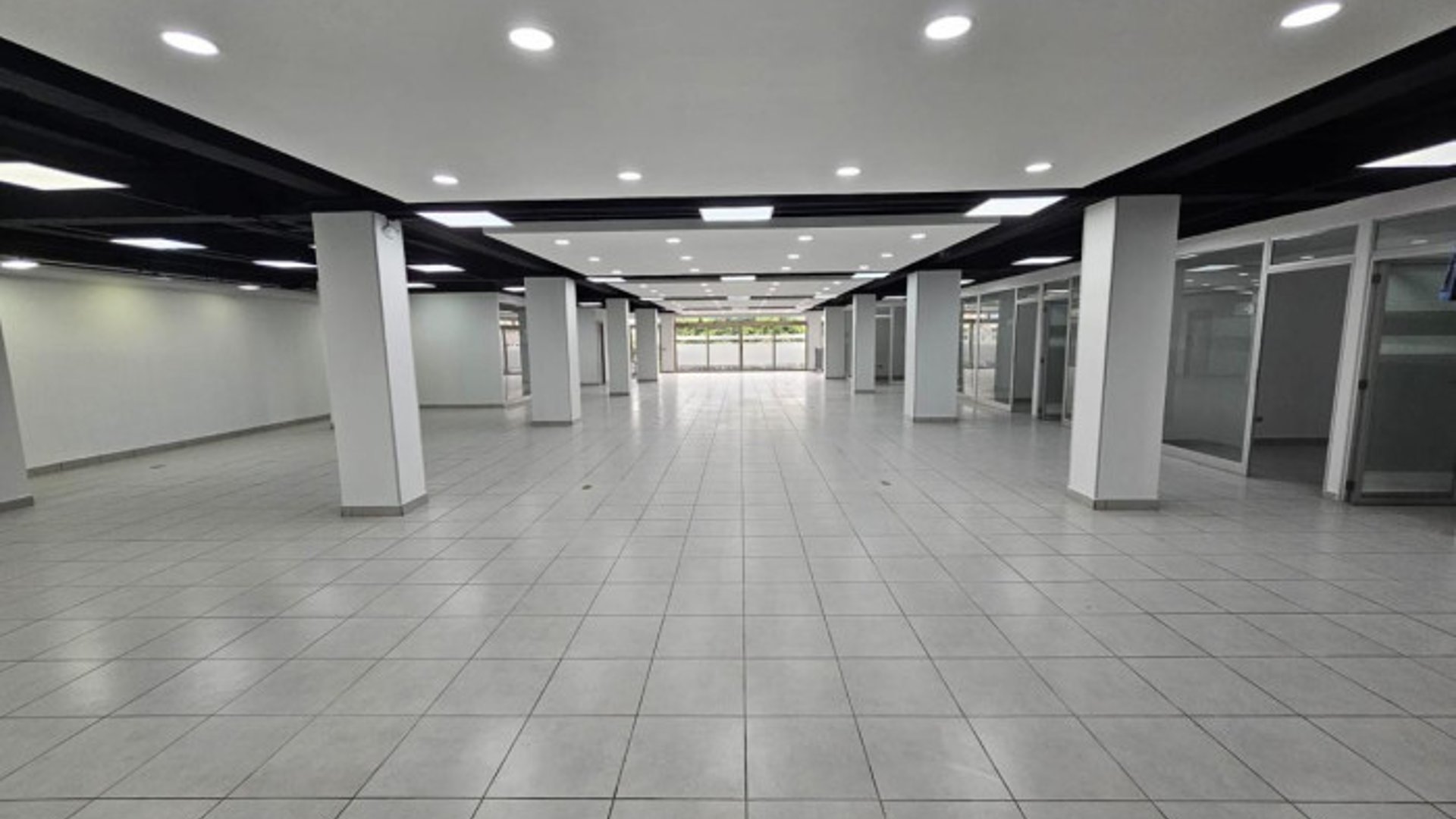 Edificio en Renta en zona 4