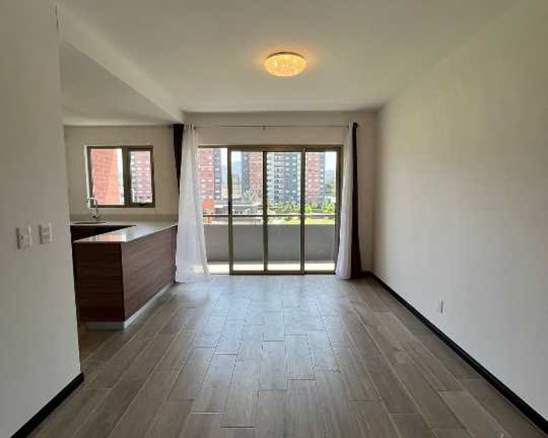 Venta de apartamento en Edificio Segheria para inversión zona 14