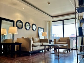 en Venta apartamento Amueblado y Equipado en la zona 10 - 2