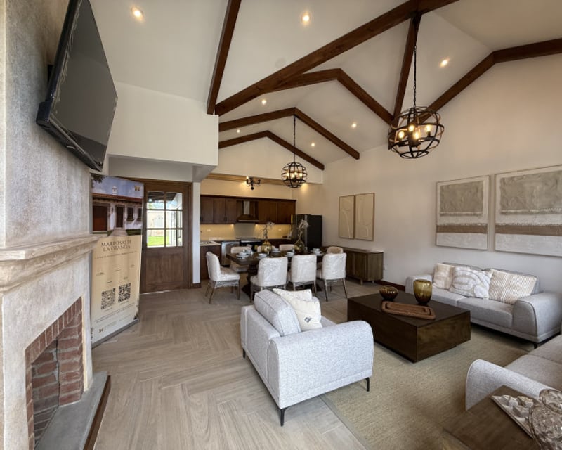 Venta de Casa  Moderna en Condominio San Miguel Dueñas
