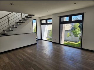 Town house en renta en zona 7 - 4