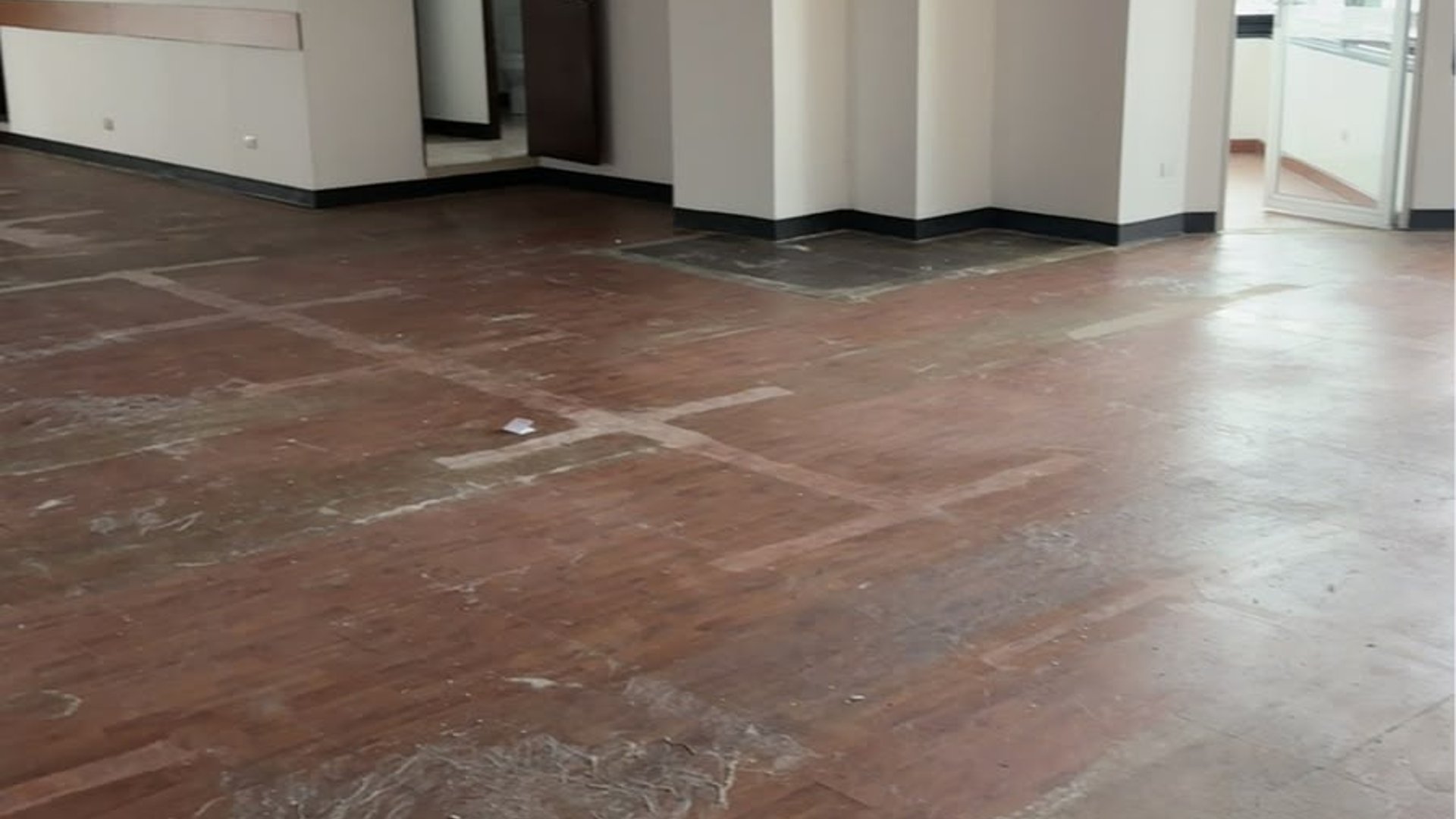 ???? OFICINA EN RENTA – 455 M² | EDIFICIO MURANO CENTER | ZONA 10 - Miniatura 6