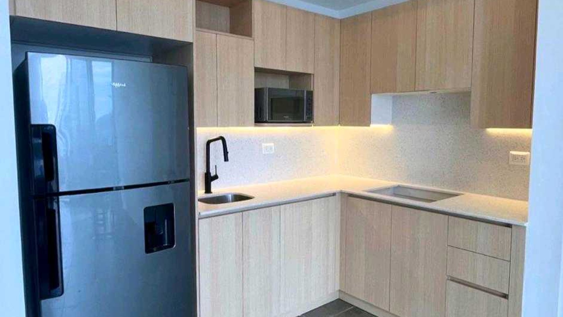 APARTAMENTO EN ALQUILER ????Edificio Quince Esquina, Zona 15 - Miniatura 3