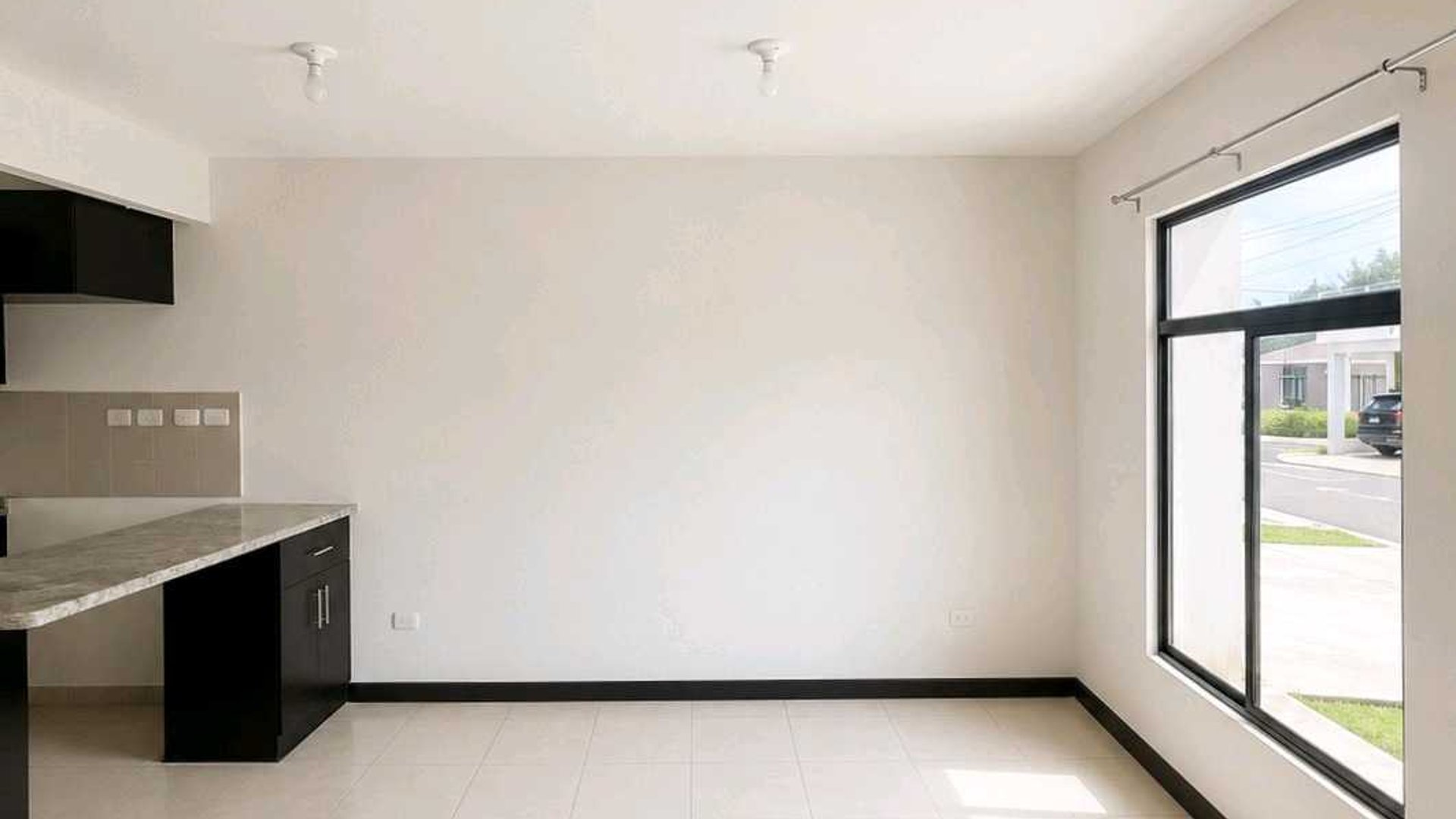 CASA EN VENTA / ALQUILER ???? Condominio La Foret de Arrazola, Fraijanes - Miniatura 2