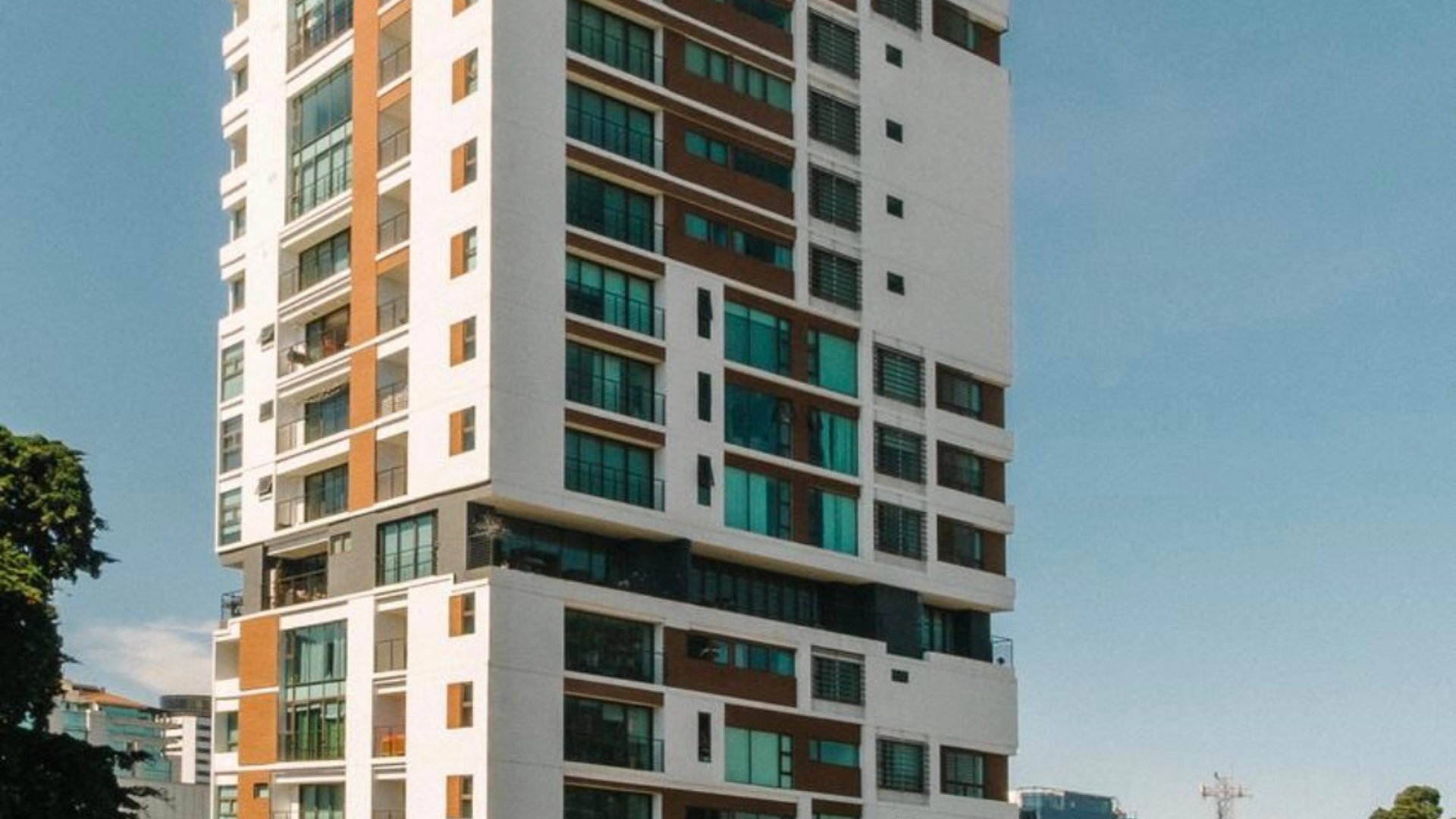Apartamento en Venta Zona 10 - Edificio Urbana