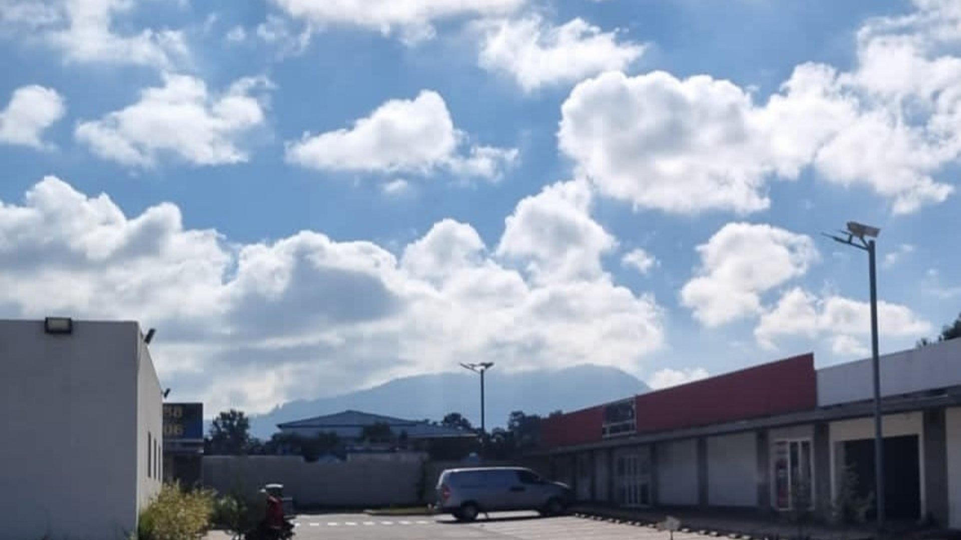 ALQUILER DE LOCALES COMERCIALES - VENTO, CHIMALTENANGO  - Miniatura 3