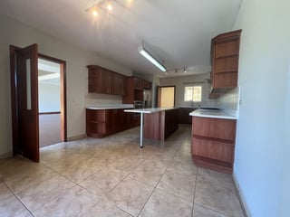 *Venta de amplia casa Km  22.3 Carr. A El Salvador, Portal del Bosque* - 5