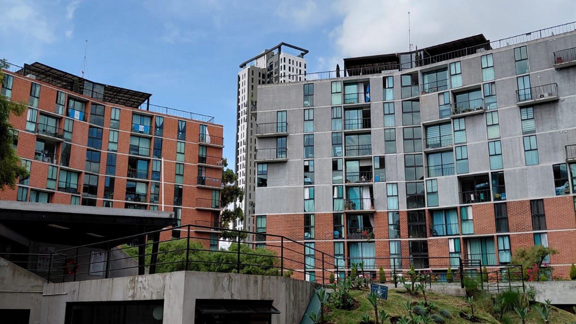 📍 APARTAMENTO EN RENTA – 3 HABITACIONES  MARISCAL UNO UNO | ZONA 11
