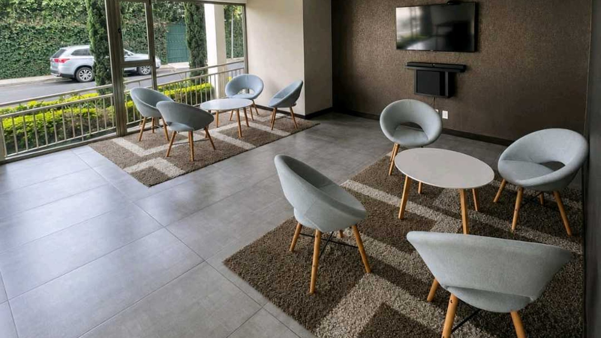 APARTAMENTO EN ALQUILER???? Edificio Verona, Zona 10 - Miniatura 10
