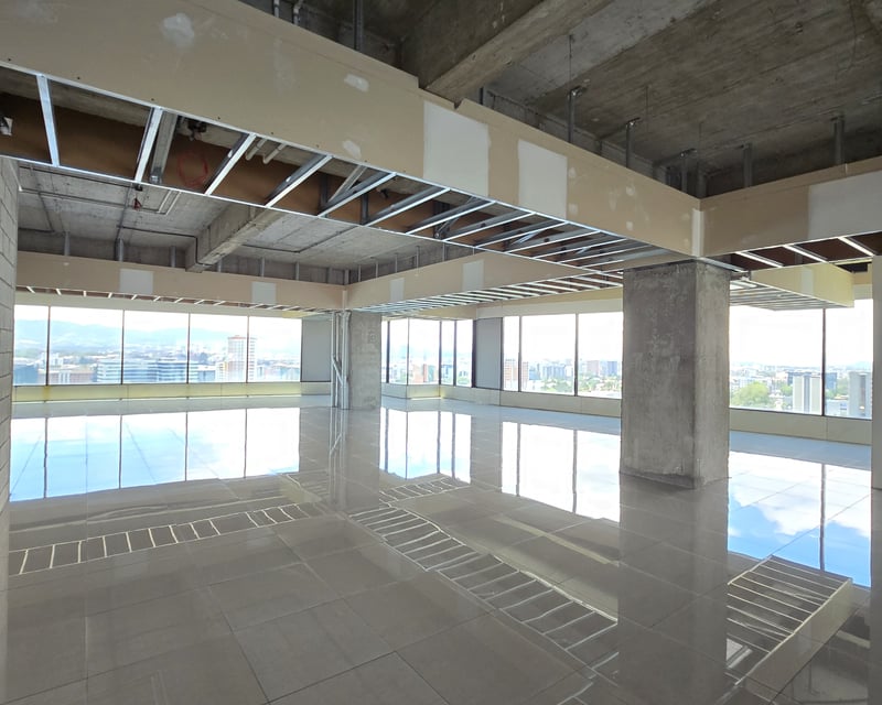 En venta oficina en la zona 10 de Guatemala