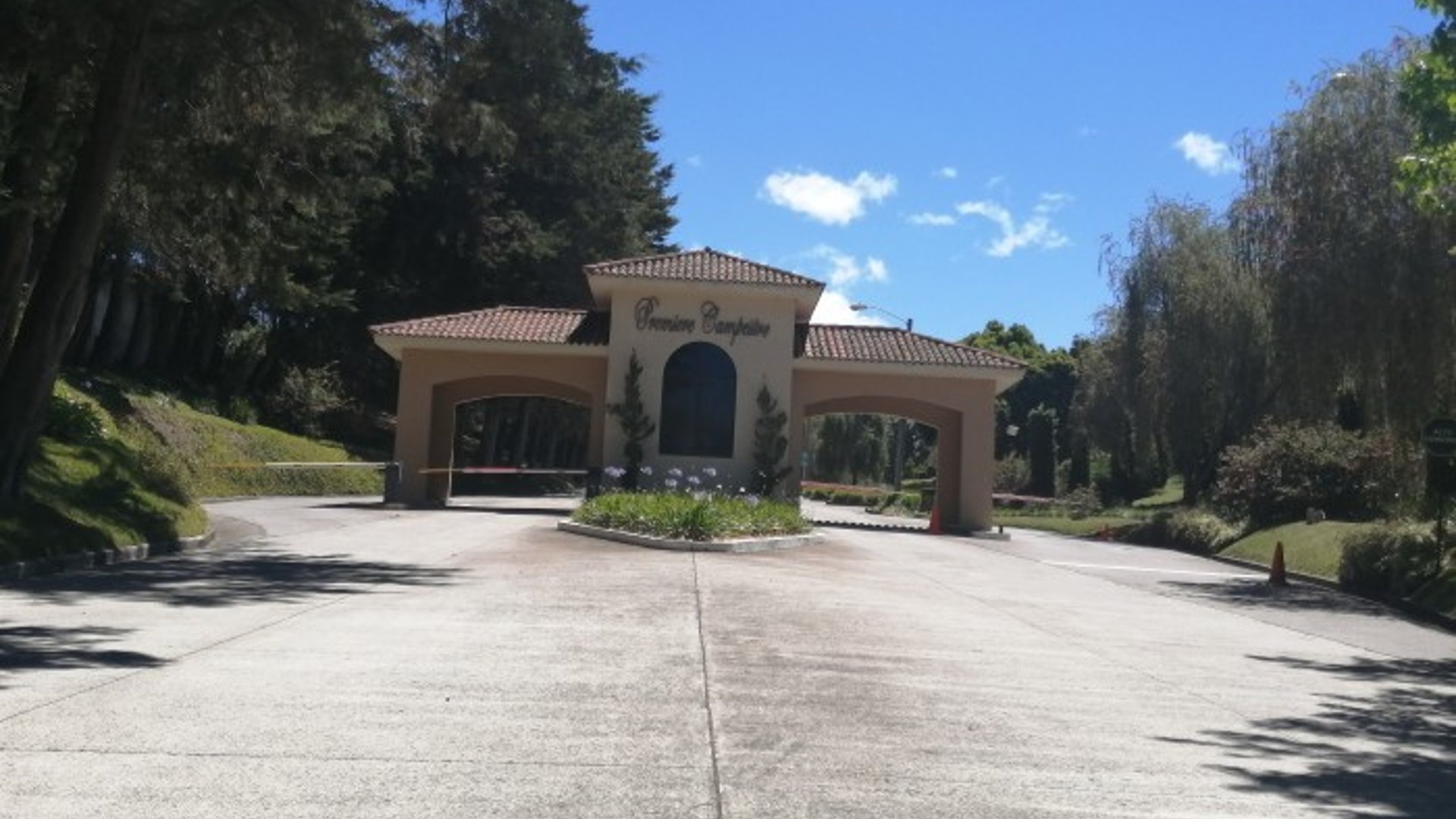 ESPECIAL Terreno en venta CAES Premier Campestre km 22