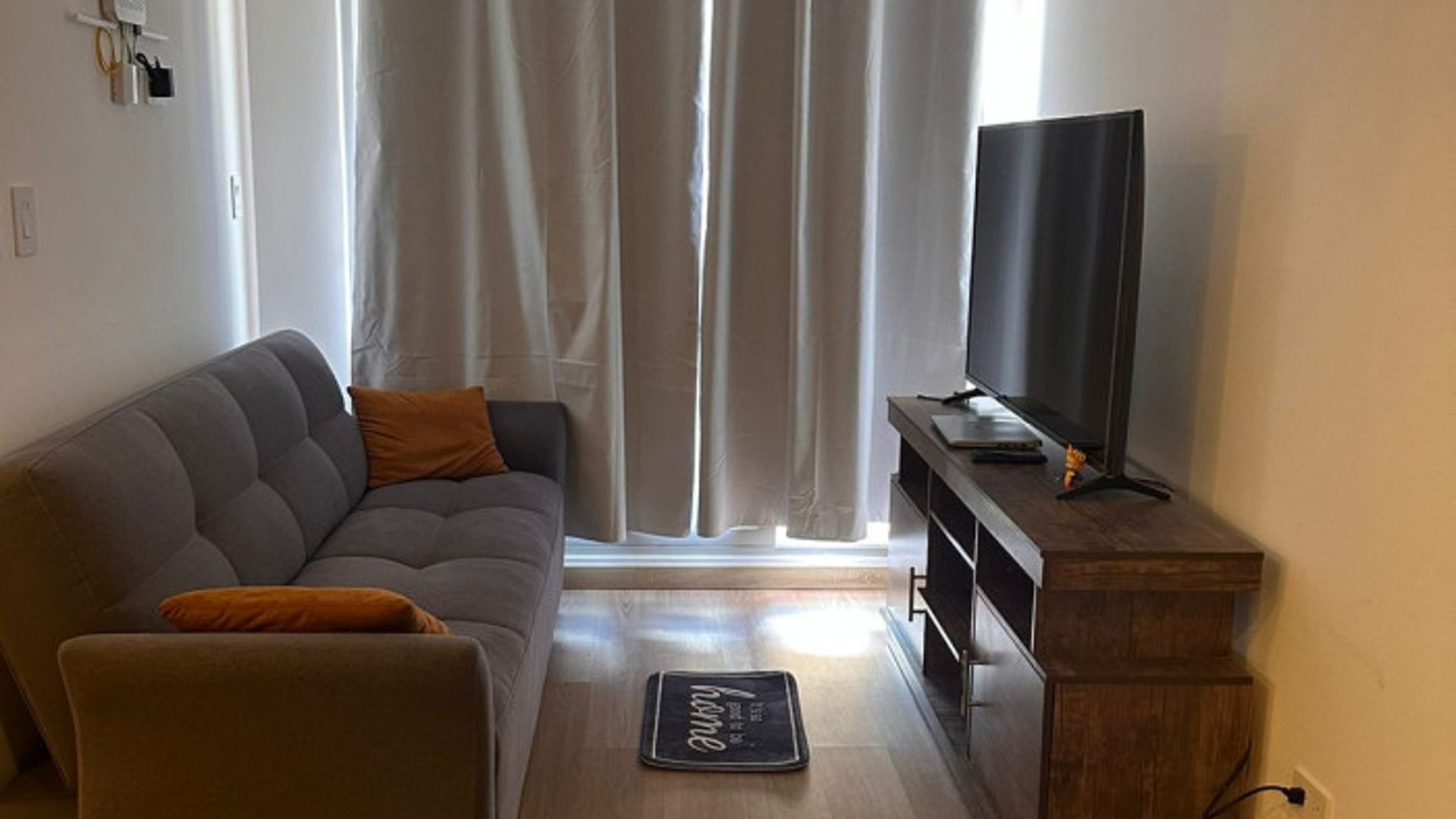 Apartamento en venta/renta Zona 4 Edificio Vivo - Miniatura 2