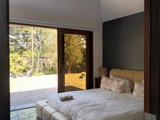 Lujo y Espacio en San José Pinula: Casa de Venta 3H/3.5B - 5