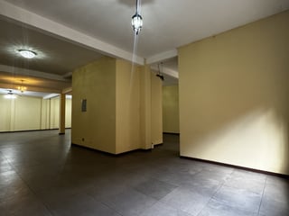 Oficina en renta Zona 17 - 2