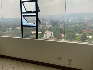 Apartamento en Venta en Edificio Milenia, dentro de Oakland, Zona 10 - 4