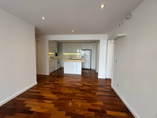 Apartamento amueblado en renta de 3 habitaciones en zona 10 Ref-5493 - 4