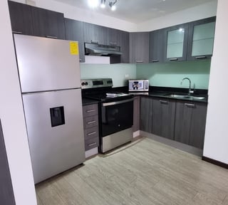 Alquiler apartamento 3 Dormitorios | NEO Zona 10 (B)