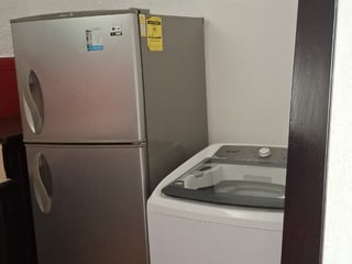 Apartamento semi-amueblado en Renta zona 10 - 3