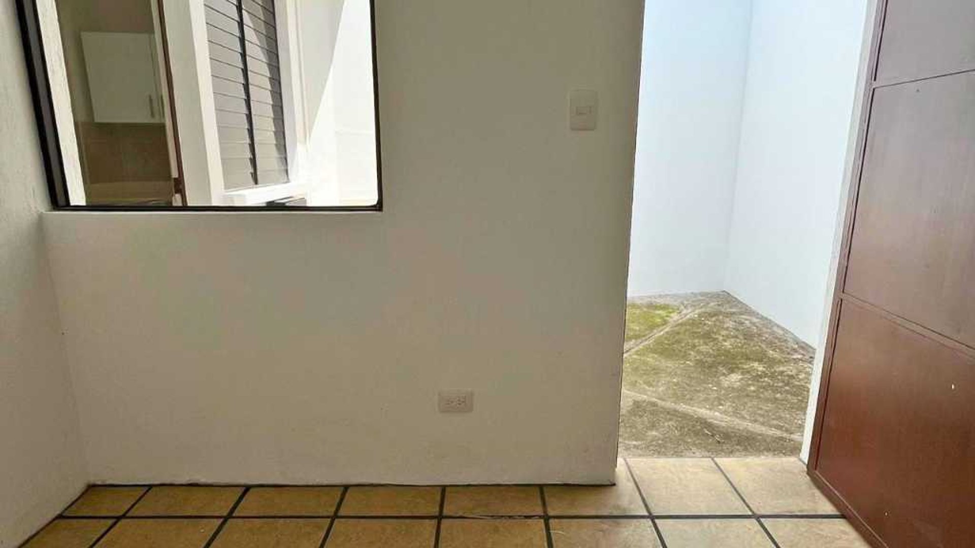 CASA EN RENTA – CONDOMINIO SAN SEBASTIÁN, AVENIDA HINCAPIÉ, ZONA 13 - Miniatura 13