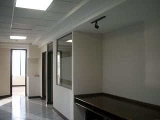 Oficina en Renta o Venta en Europlaza Zona 14 - 5