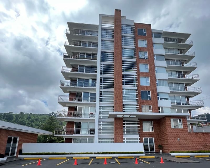 Venta de Apartamento de 3 Dormitorios en Nueva Caledonia zona 16