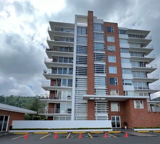 Venta de Apartamento de 3 Dormitorios en Nueva Caledonia zona 16