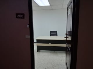 En Renta oficina en Aristos Reforma zona 9 - 2