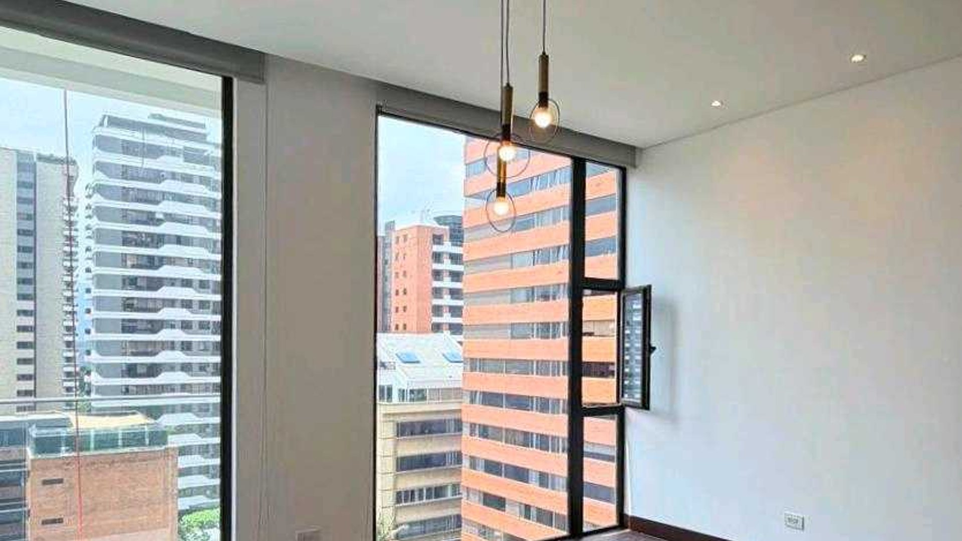 APARTAMENTO EN ALQUILER/VENTA???? Edificio Echo, zona 14 - Miniatura 7