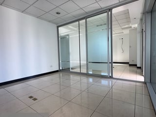 DUBAI CENTER / Oficina en Venta , zona 10 - 2