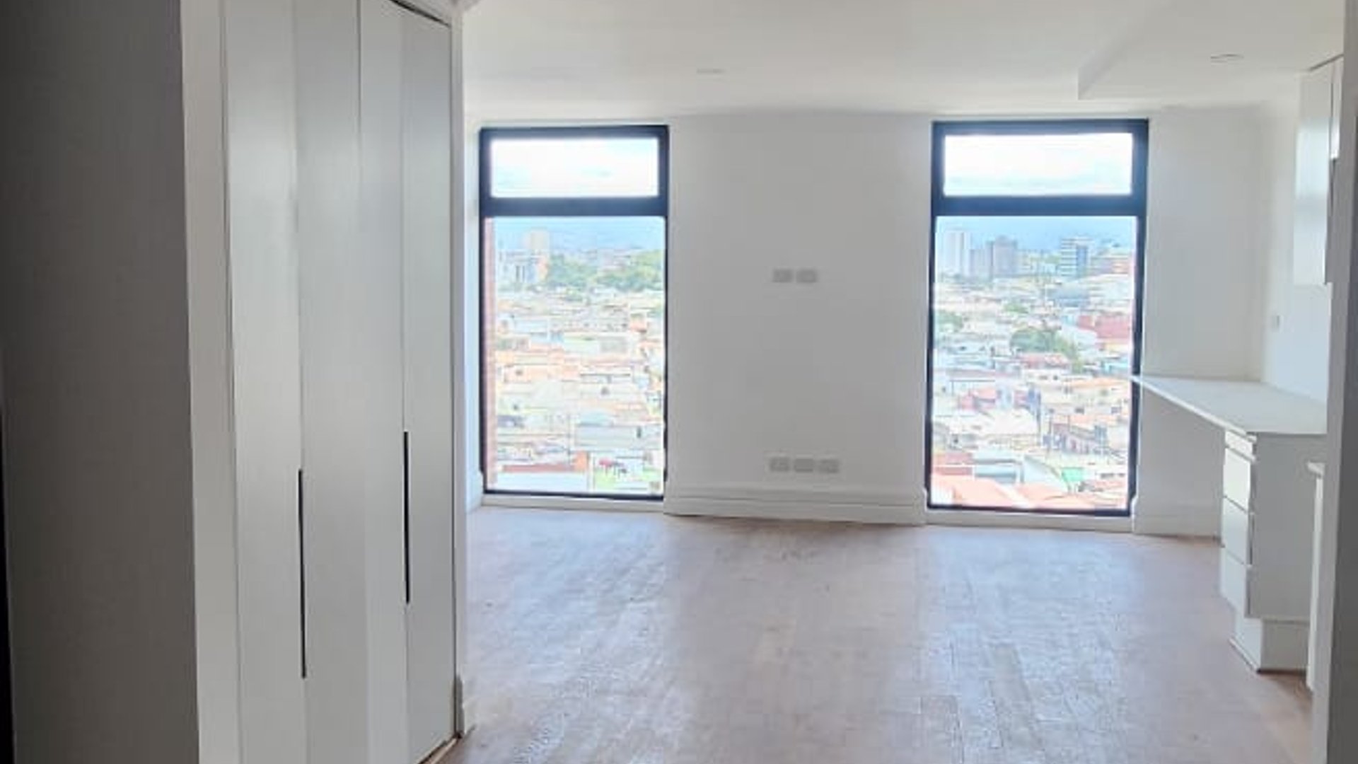 Vendo Lindo Apartamento de 1 habitación en Edificio Centrico