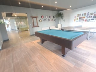 Apartamento en renta Essenza zona 13 - Image 11