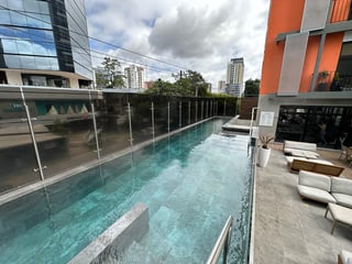 Venta de apartamento amueblado, ideal AIRBNB 2 dorms zona 10  - 2