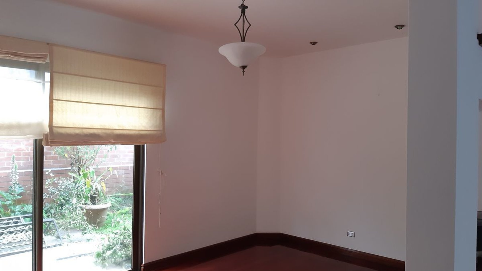 CASA EN ALQUILER EN CONDOMINIO EN SANTA ROSALIA - Miniatura 3
