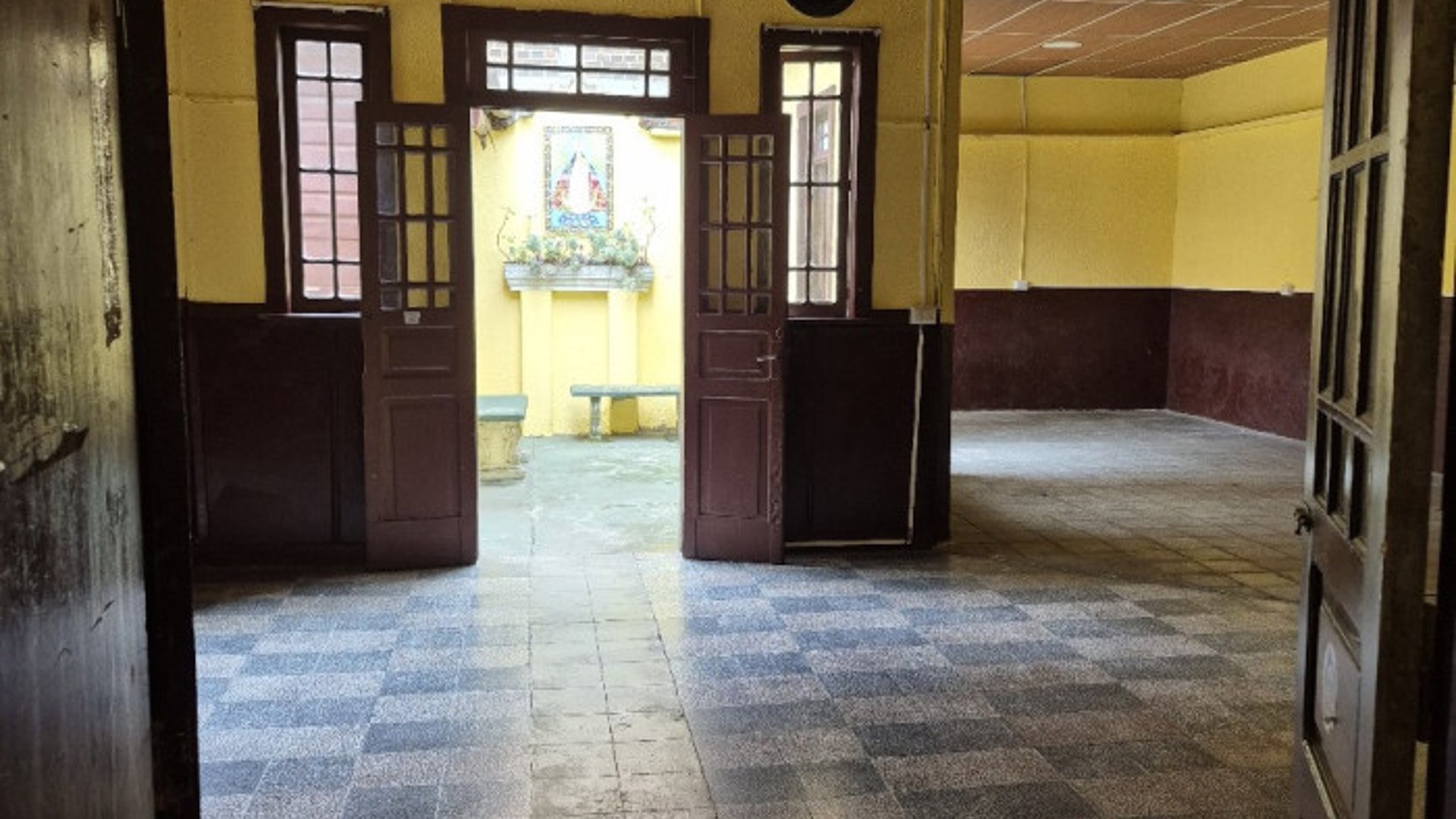 Rento Casa Grande para Oficinas o entidades en zona 2 - Miniatura 3