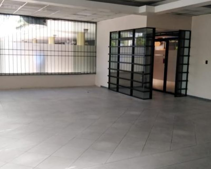 Local Comercial en Venta Avenida Petapa Zona 12
