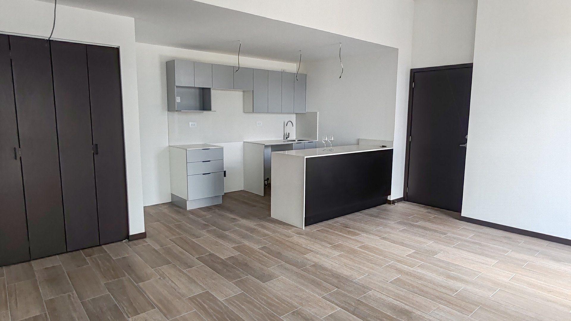 Apartamento en venta en zona 11 Mariscal Altaire - Image 1