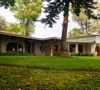 Amplio terreno con casa en venta en San José Pínula